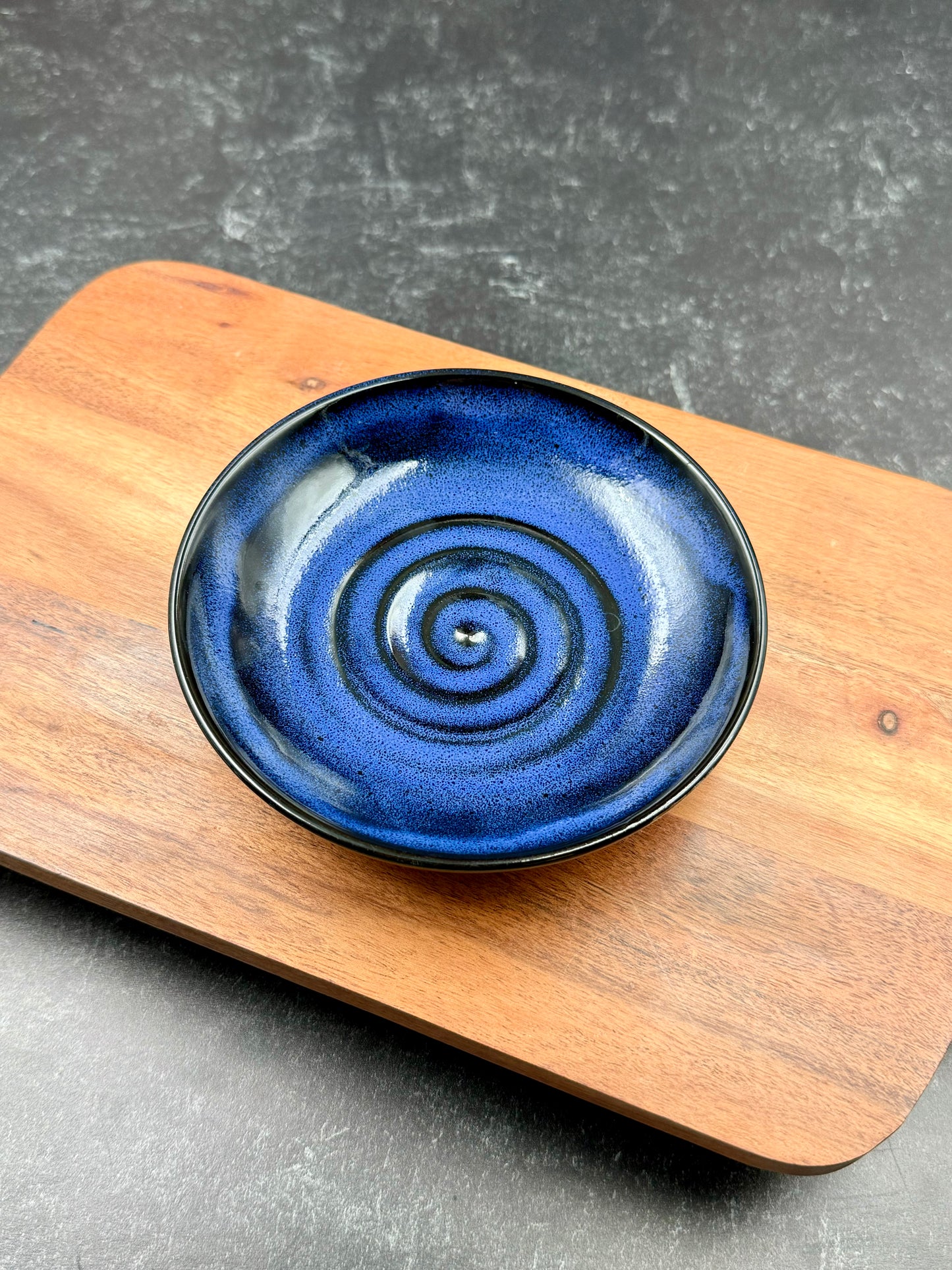Serving plate, personal plate