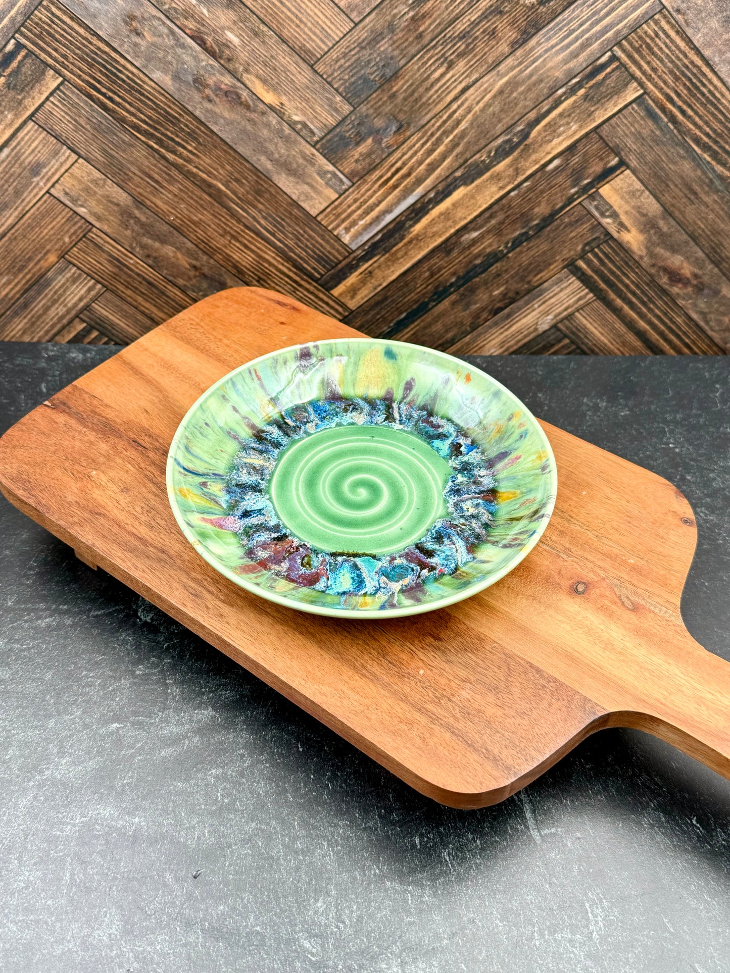 Serving plate, personal plate