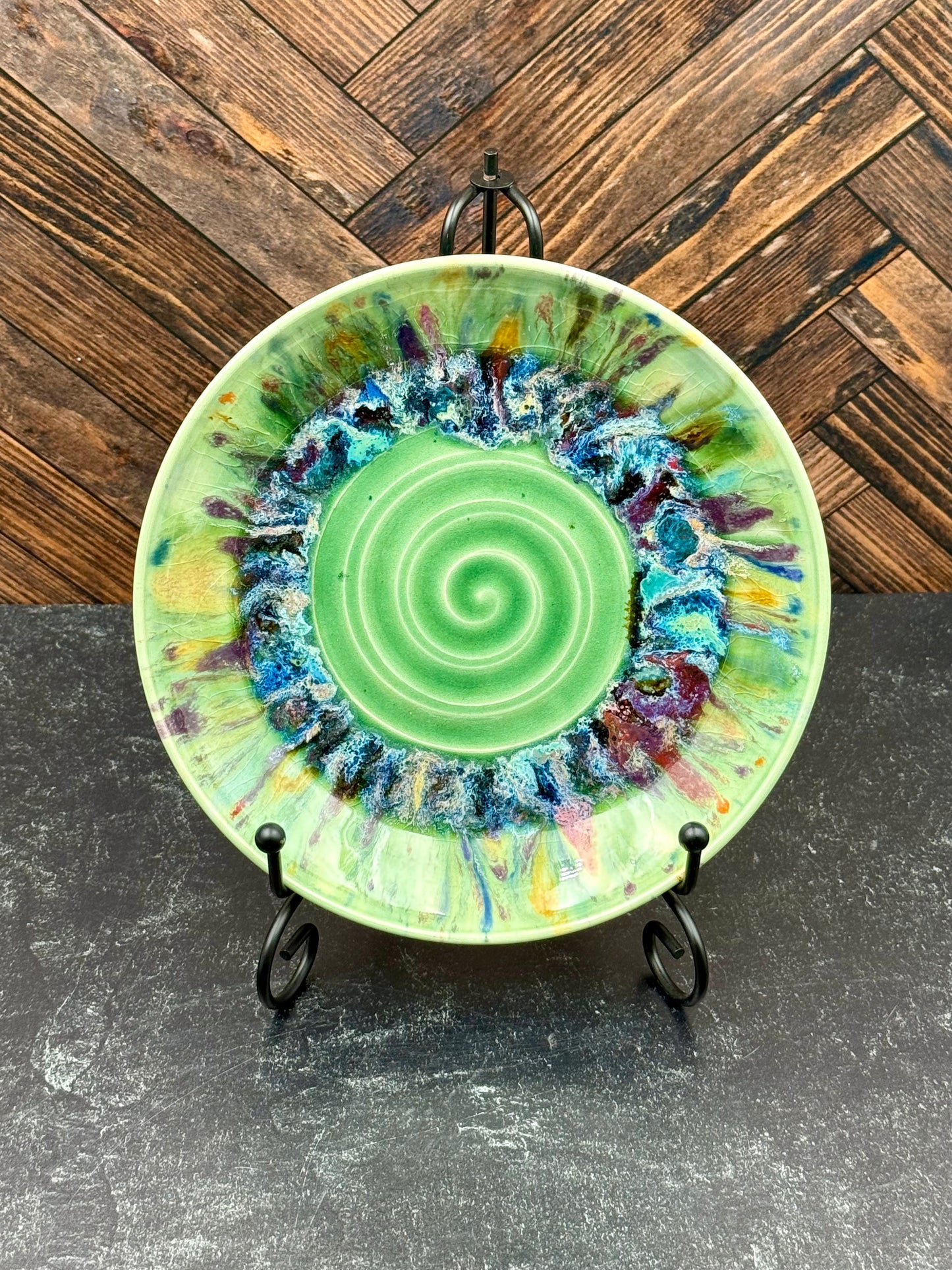 Serving plate, personal plate