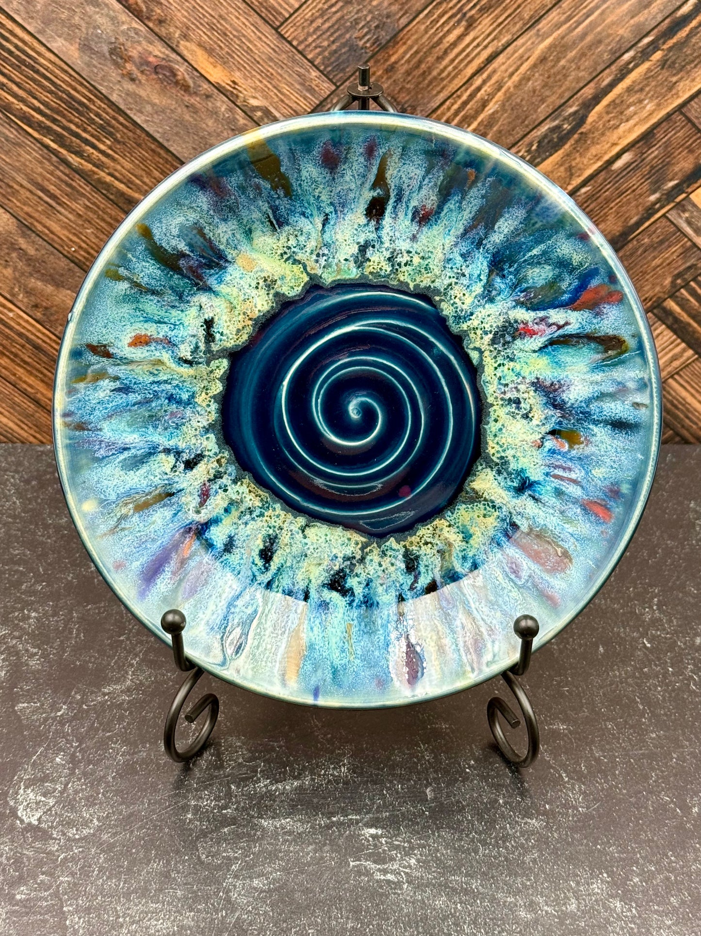 Serving plate, personal plate