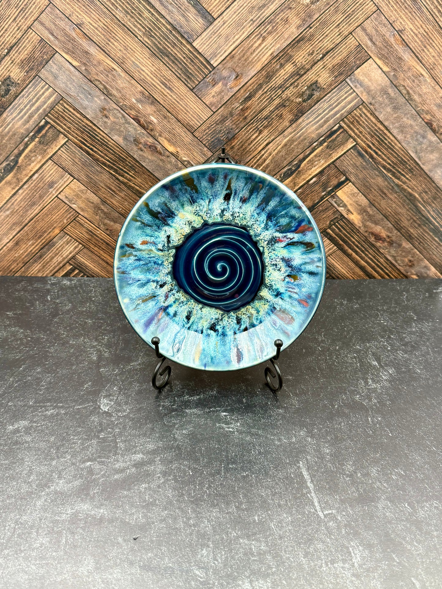 Serving plate, personal plate