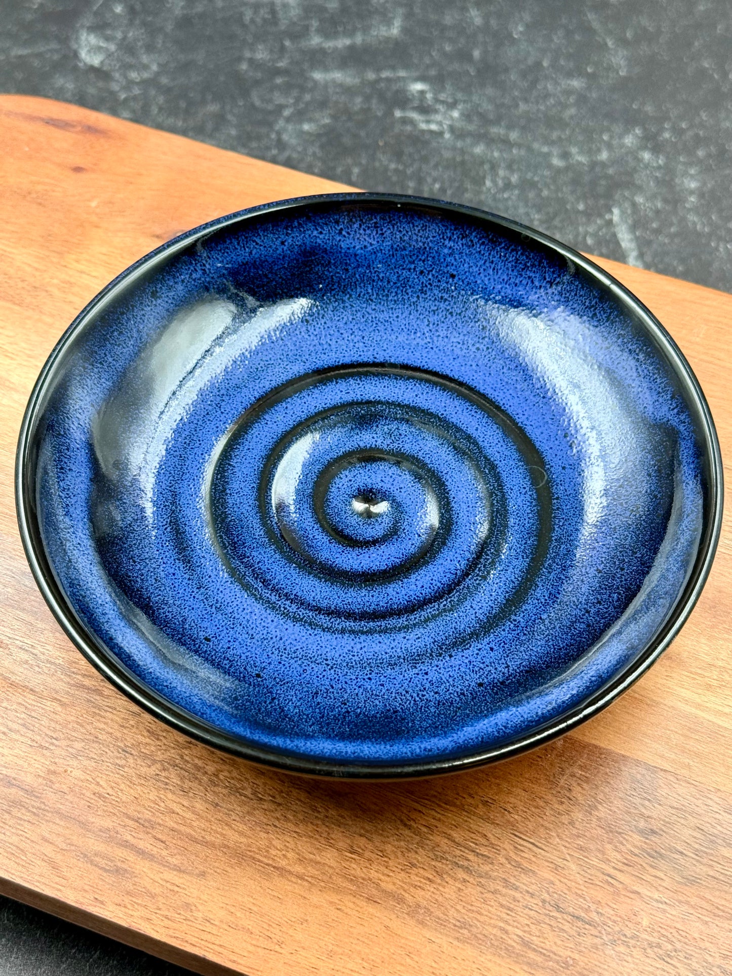 Serving plate, personal plate