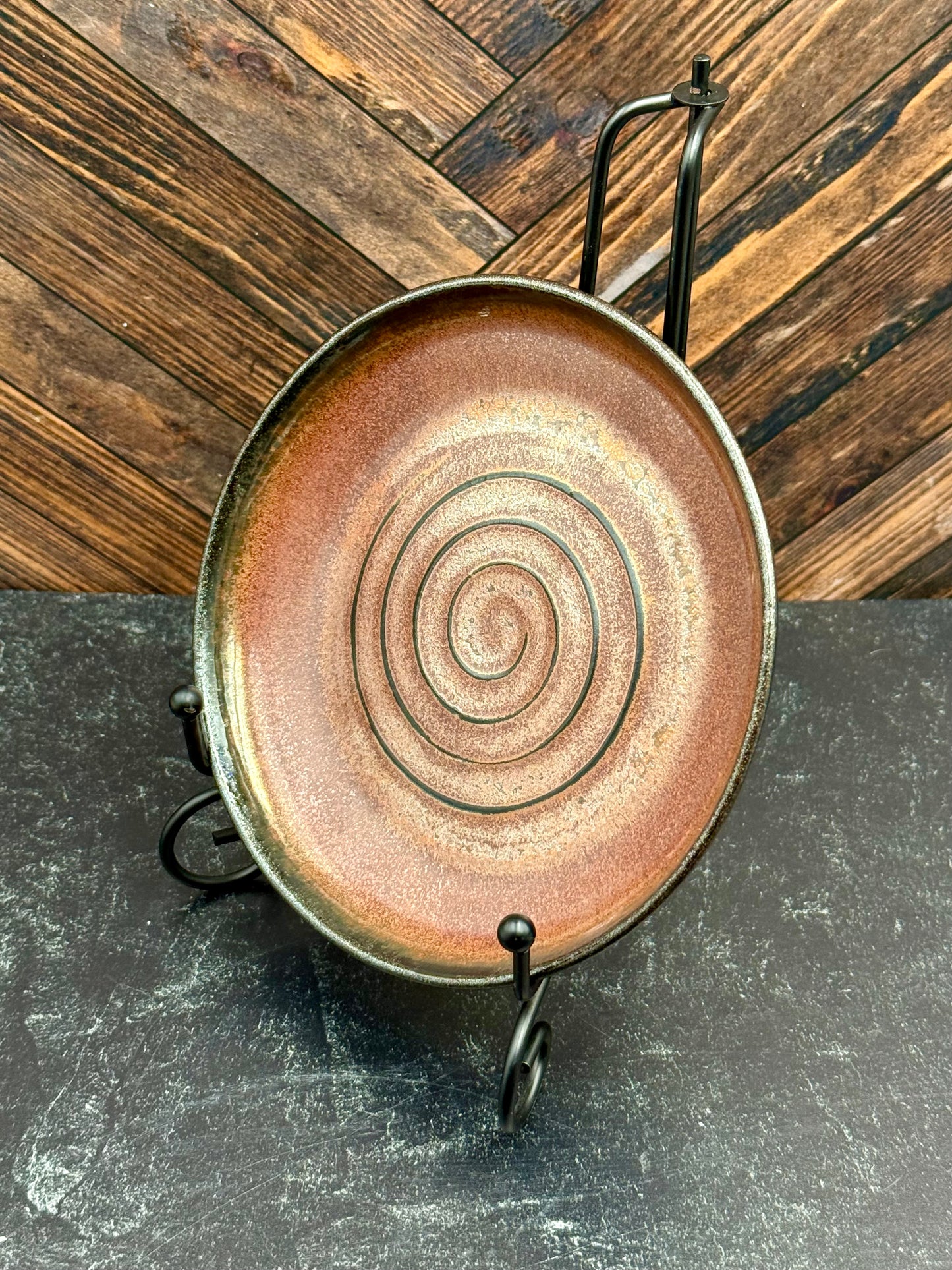 Serving plate, personal plate