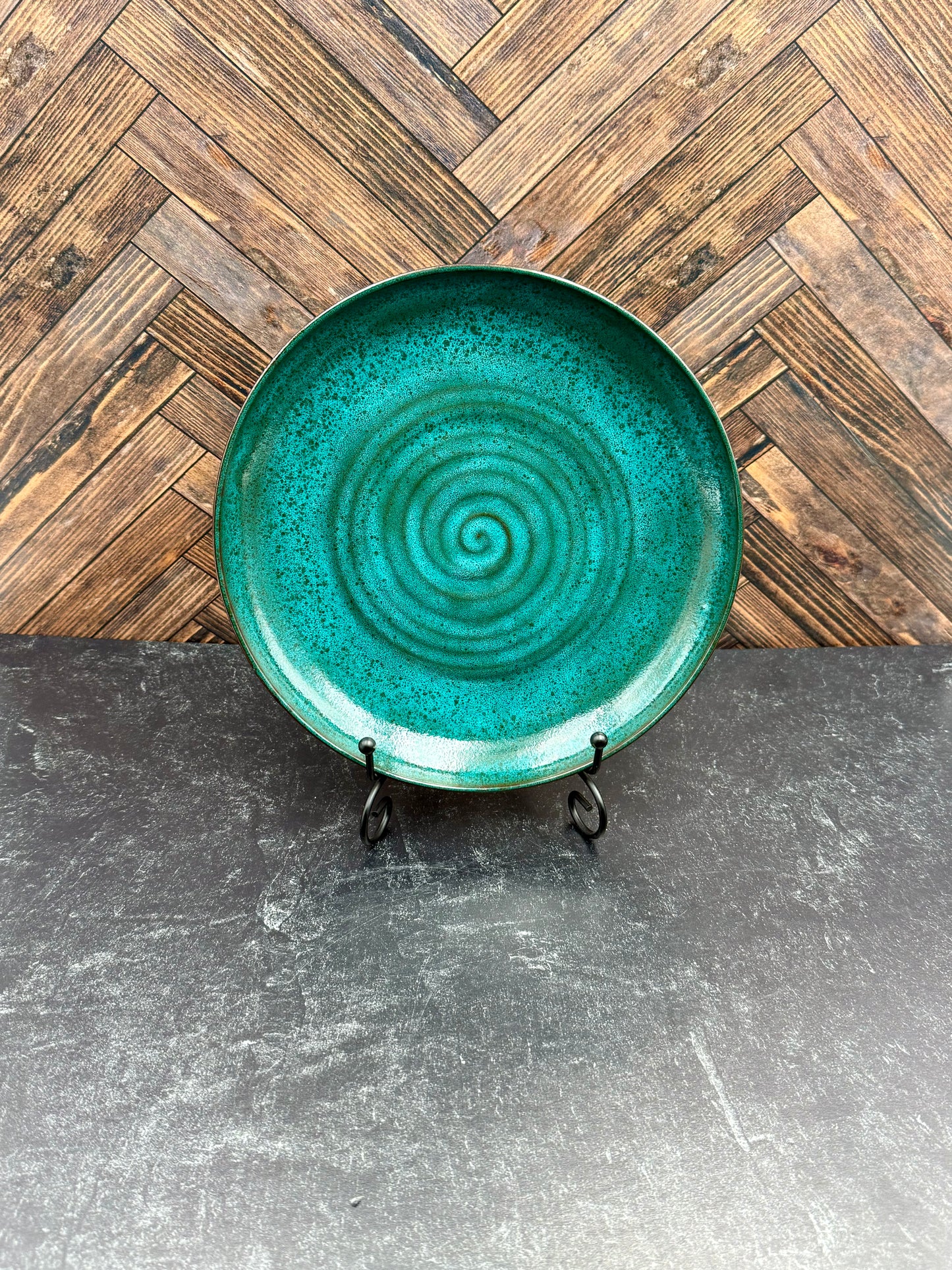 Serving plate, personal plate