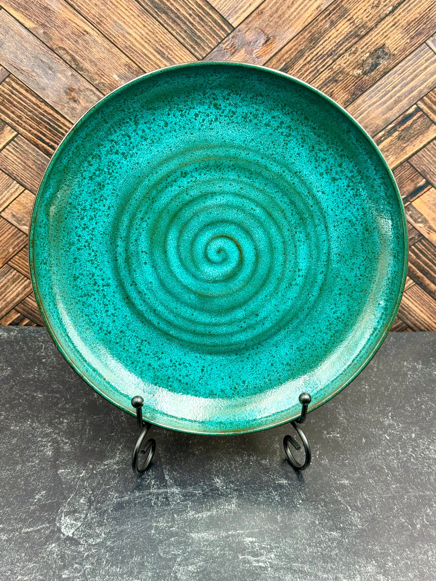 Serving plate, personal plate